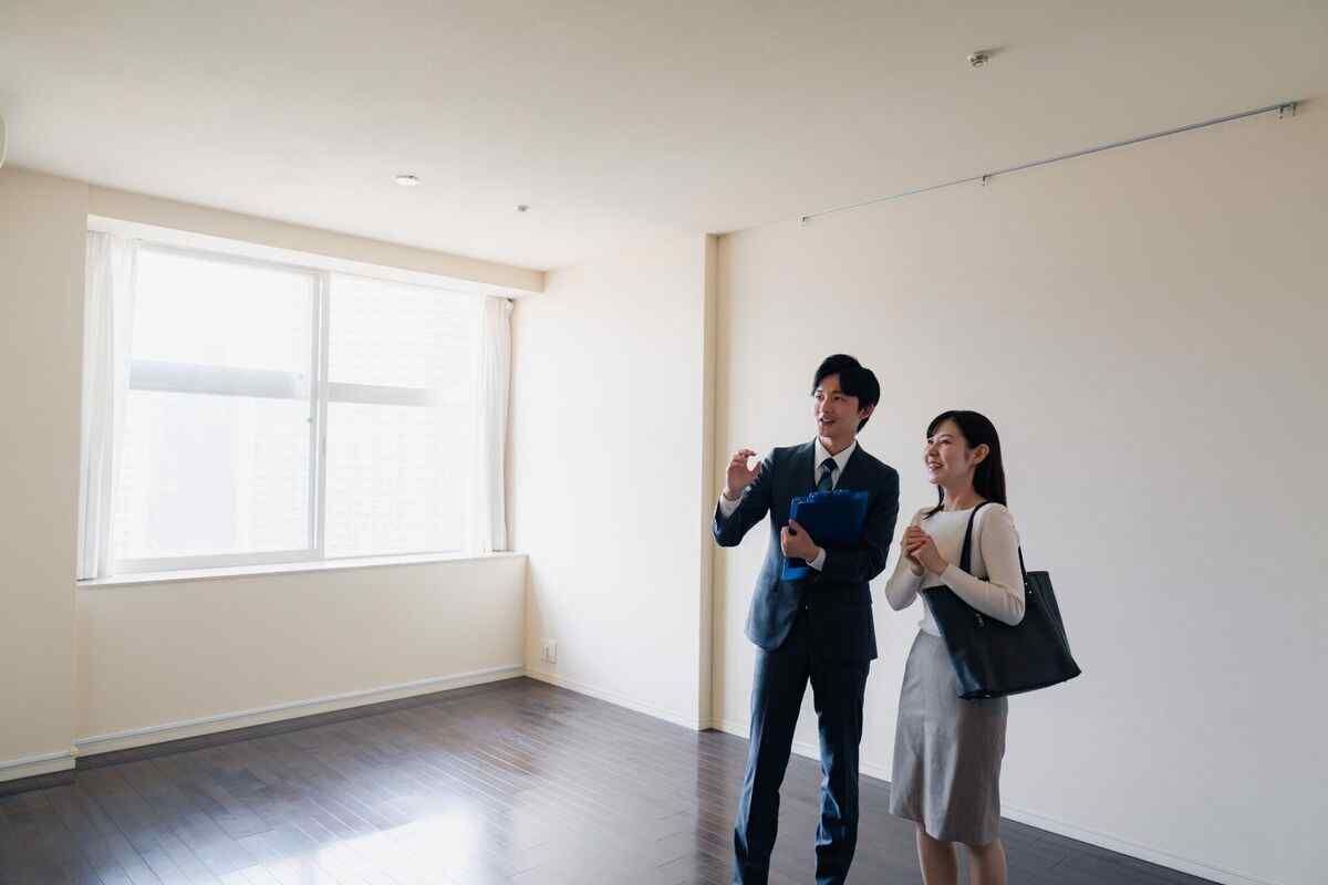 物件の紹介や現地案内などを実施